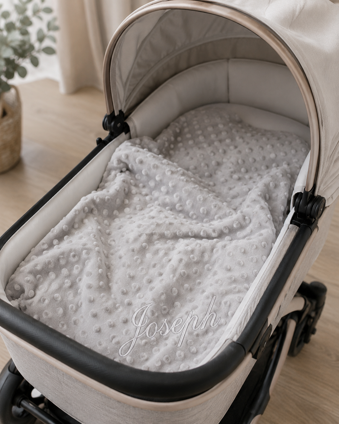 Plaid Bébé Ultra Doux – Couleur Unie à pois et Personnalisable Gris