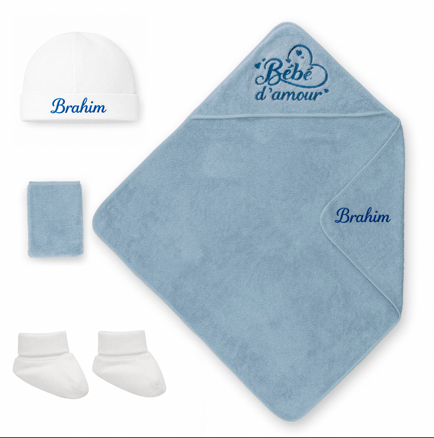 Coffret naissance bébé bleu personnalisé avec prénom Brahim comprenant cape de bain brodée, bonnet, chaussons et gant de toilette broderie prenom 