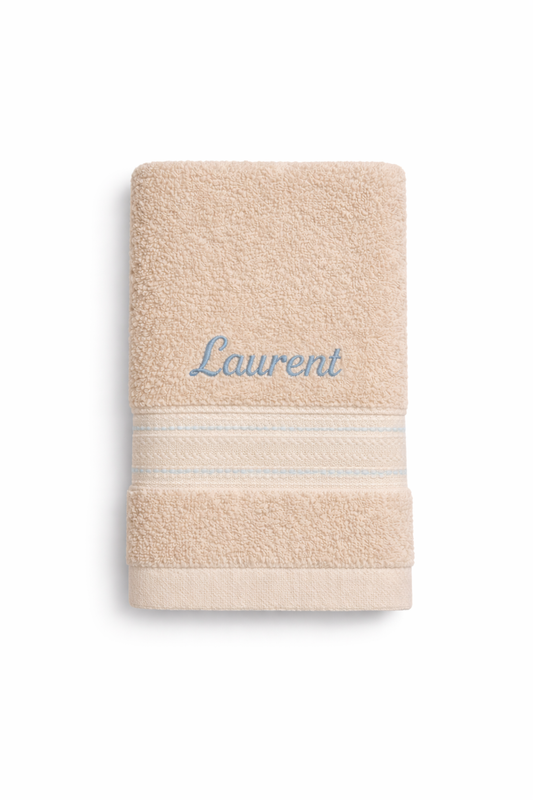 Serviette de bain personnalisée – Élégance et confort beige broderie 