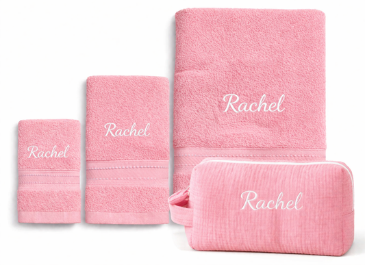 Serviettes personnalisées Rachel roses avec trousse de toilette  brodée élégant
